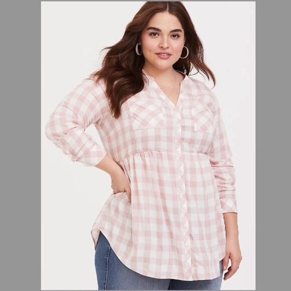 NWT Torrid Women's Emma Babydoll Twill Button-Front Tunic Blouse in Pink Size 2 - Picture 1 of 7